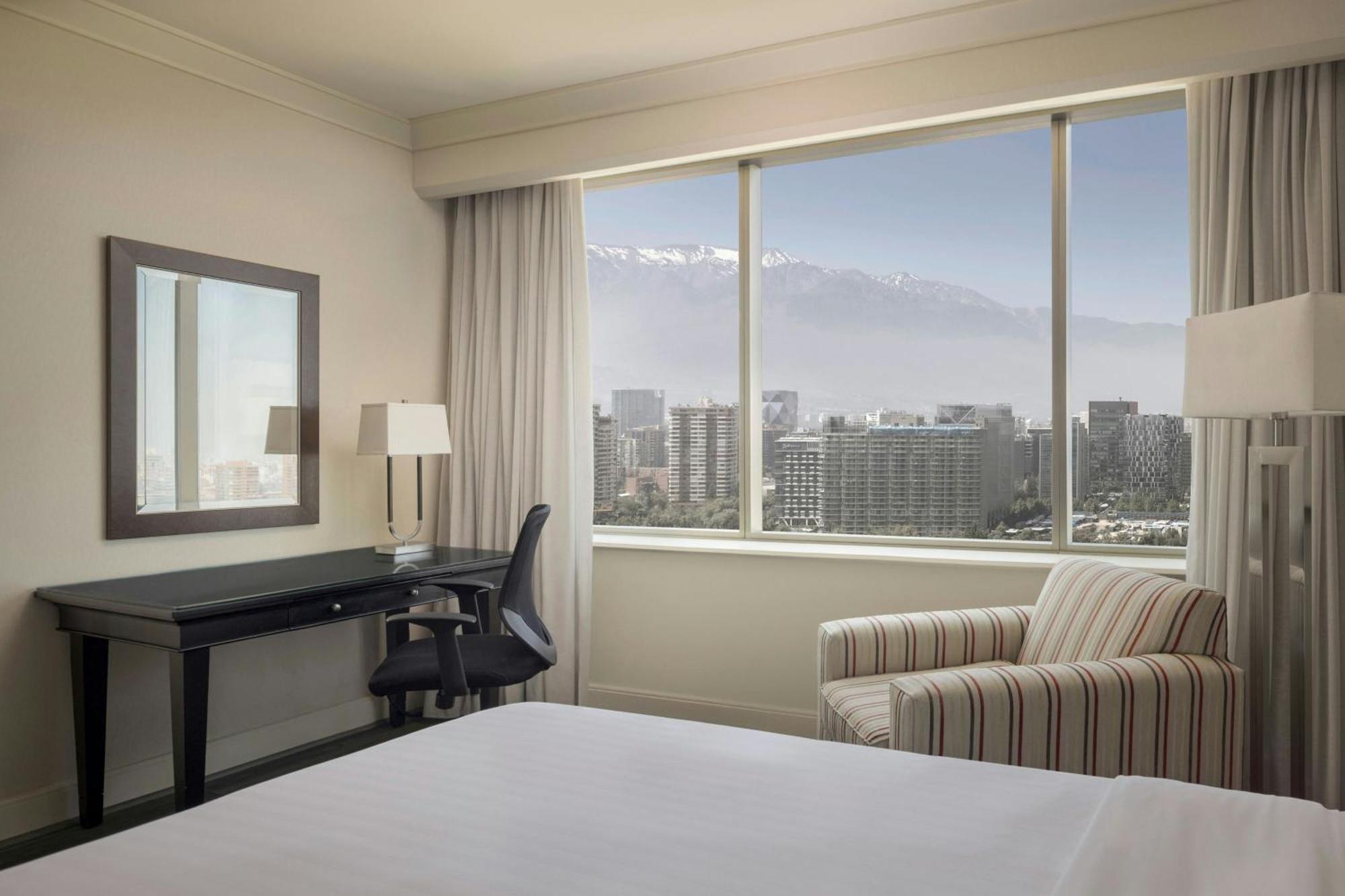 Santiago Marriott Hotel מראה חיצוני תמונה